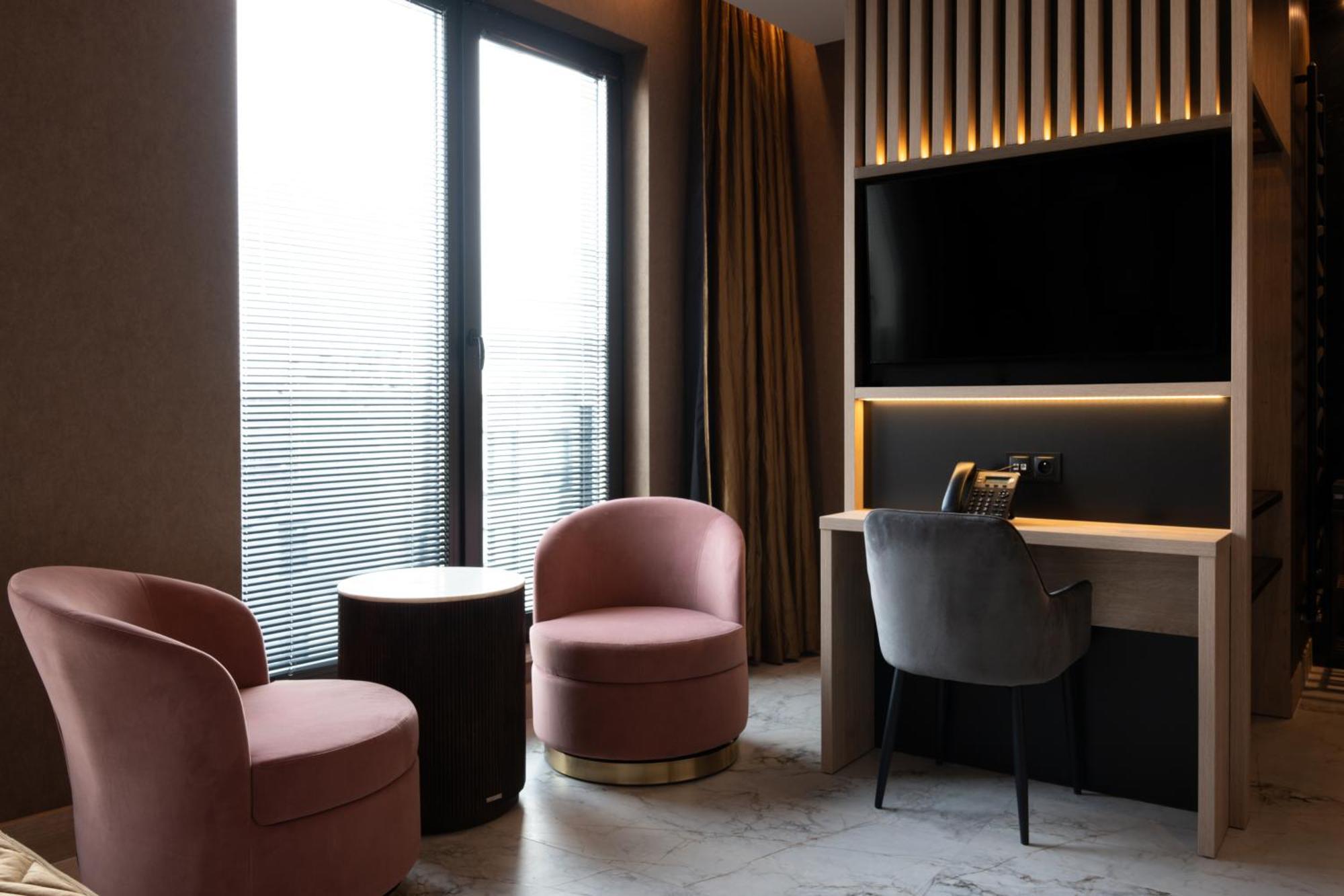 Apartment Suite