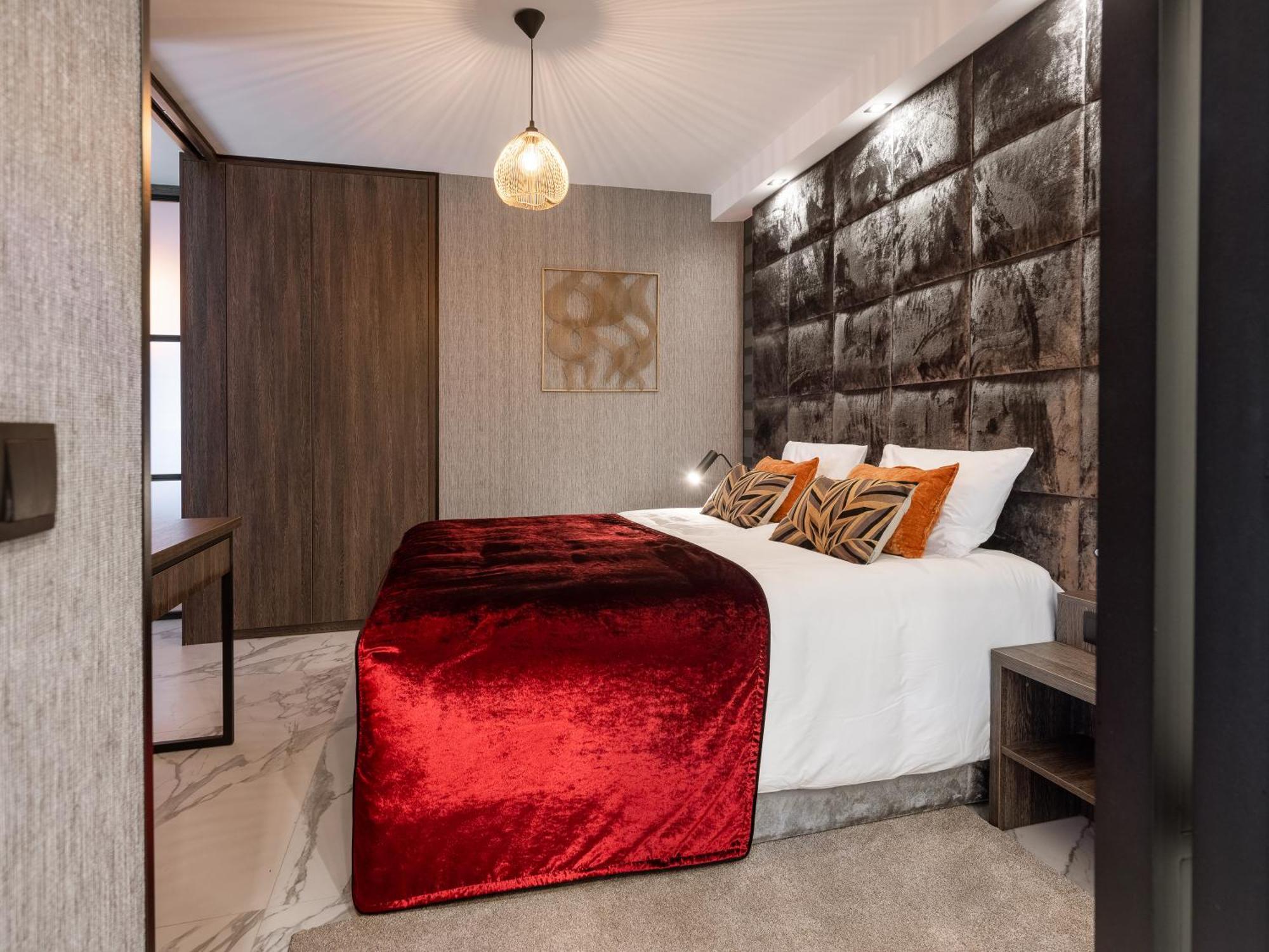 Penthouse Suite Jacuzzi