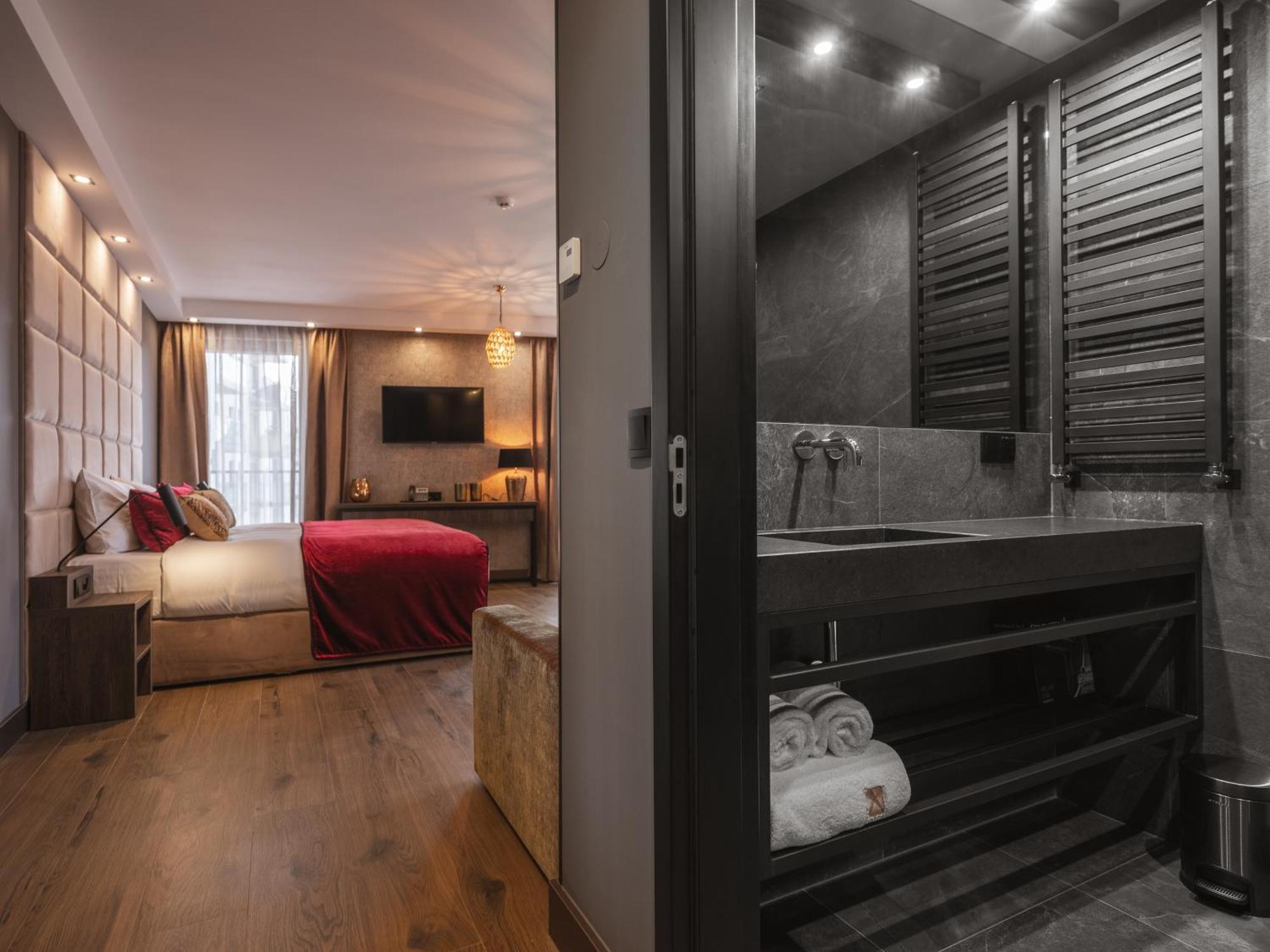Apartment Suite